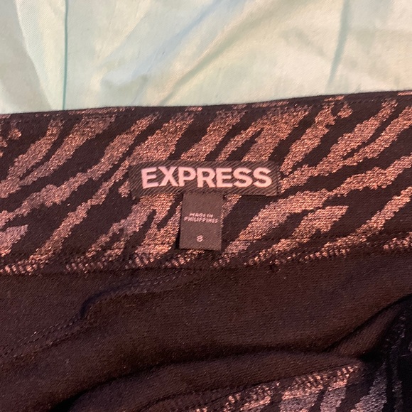 Black / Pewter Metallic Zebra Rib Knit Bodycon Mini Skirt - Picture 8 of 14